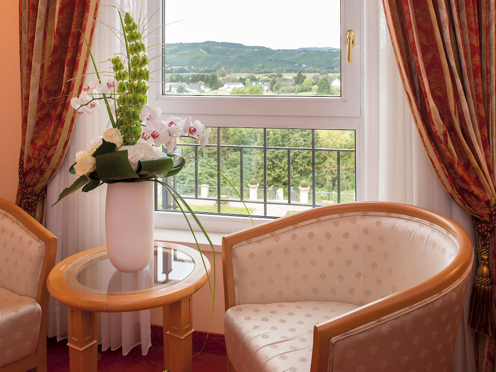 Victor'S Residenz-Hotel Schloss Berg Ненниг Экстерьер фото A room at the Hotel