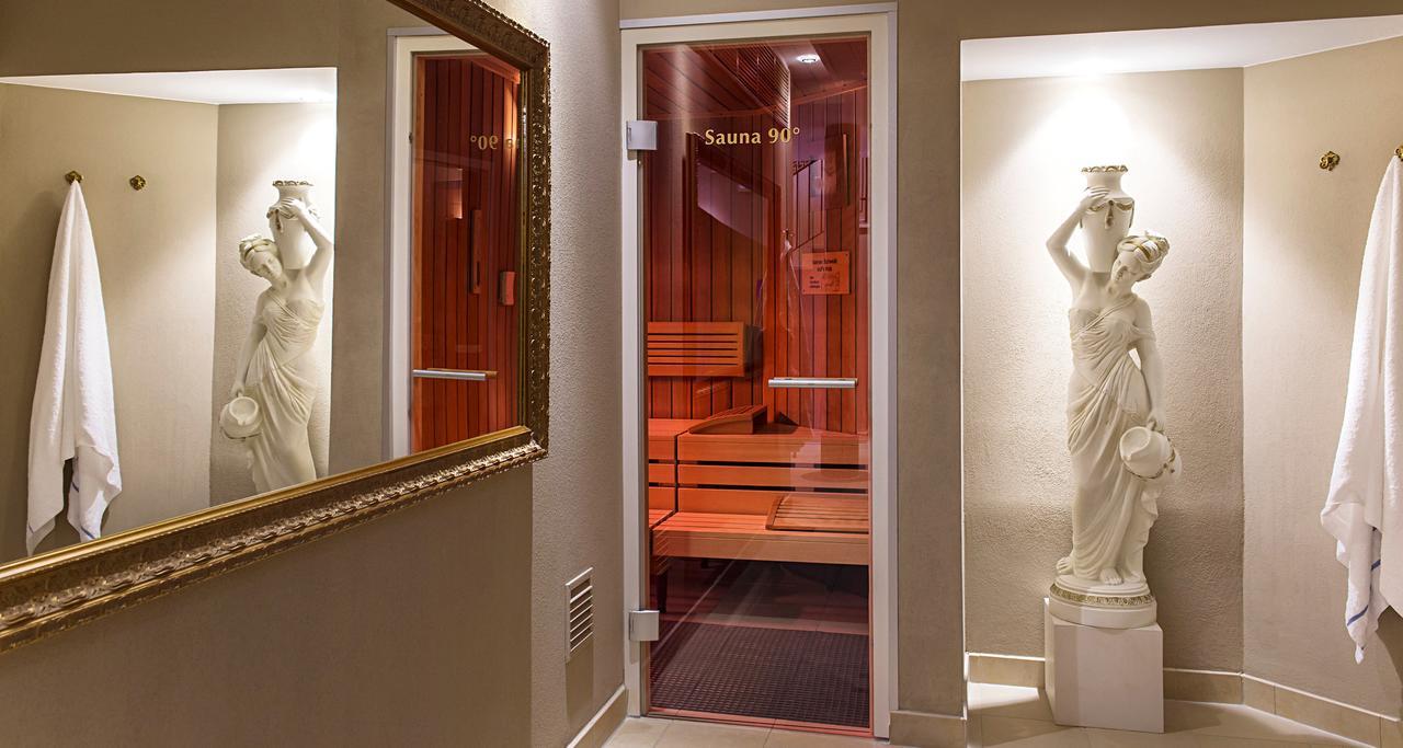 Victor'S Residenz-Hotel Schloss Berg Ненниг Номер фото Sauna